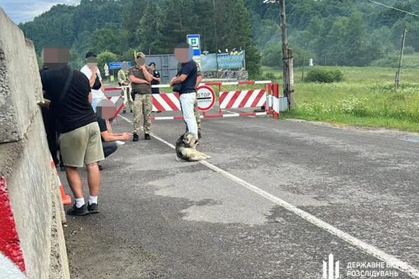 На Львівщині затримали майора Нацгвардії, який віз трьох ухилянтів до кордону зі Словаччиною