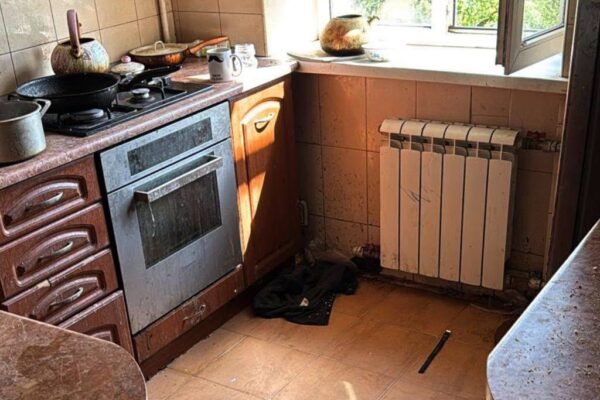 П’ять років ув’язнення: У Харкові засудили матір 4-річного хлопця, який впав з вікна і загинув