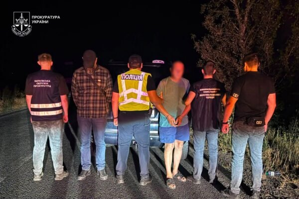 На Закарпатті адвоката тричі затримували за незаконне переправлення ухилянтів за кордон