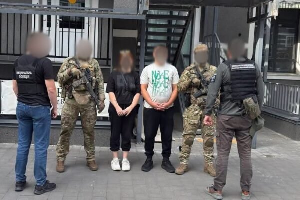 У Львові викрили трьох ділків, які виготовляли фіктивні свідоцтва про народження дітей для перетину кордону