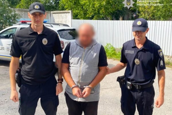 Повідомив про замінування усіх відділків поліції в області: На Прикарпатті затримали псевдомінера