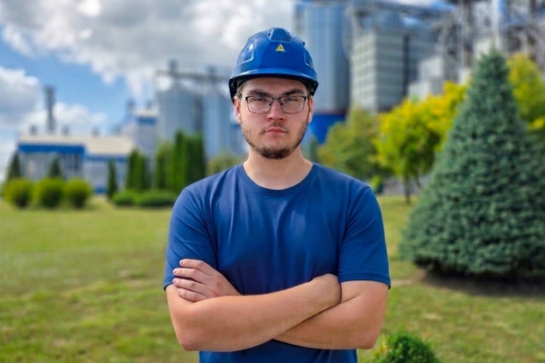 Від першої екскурсії до першої роботи в МХП: історія Владислава Рубченка