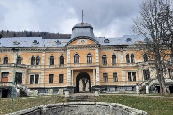 Палац Гредлів на Львівщині відкриють для відвідувачів