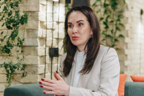 На сайті президента з’явився указ про звільнення Ірини Мудрої, яка фігурує у справі НАБУ