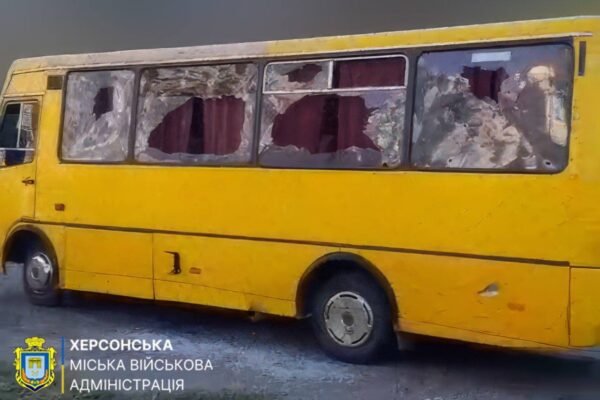 Росіяни вдарили по ринку і маршрутці у Херсоні