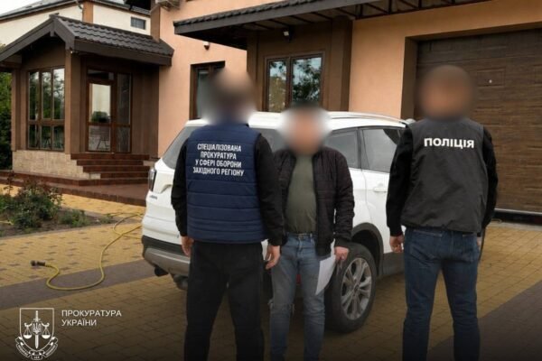 Офіс Генпрокурора повідомив, що у низці областей ТЦК записували у мобілізовані загиблих і полонених