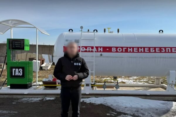 На Одещині БЕБ викрило директора паливної компанії, який організував конвертаційний центр