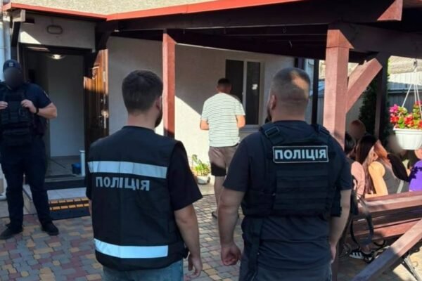 В Одесі викрили псевдореабілітаційний заклад, у якому понад два роки експлуатували залежних людей 