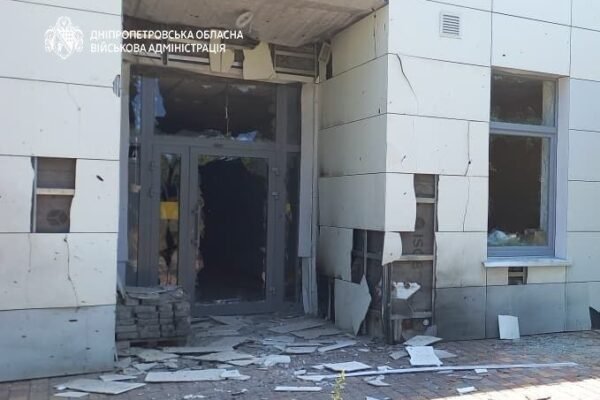 Внаслідок нічного обстрілу Дніпропетровщини загинули троє людей