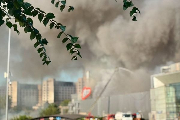 Окупанти вдарили по найбільшому ТРЦ у Кривому Розі: Загинули 6 людей