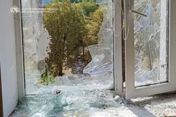 Росіяни вночі атакували Дніпропетровщину КАБом і БпЛА