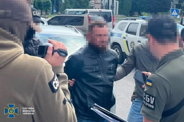 На Рівненщині затримали ворожого коригуальника, який також готував вбивства військових
