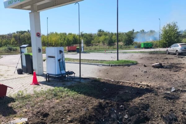 Під удар росіян потрапила АЗС на Одещині