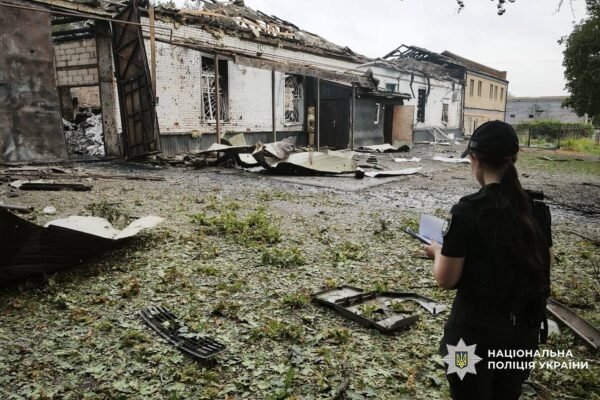 Росіяни вдарили по Прилуках на Чернігівщині. Є значні руйнування