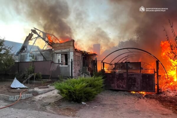 Внаслідок нічного удару по Кривому Рогу загинули троє людей