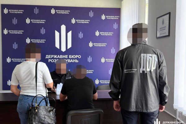 На Сумщині замкомбата попри системні порушення продовжував нараховувати премії та надбавки підлеглим. Йому оголосили підозру
