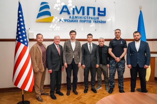 Келлог прибув до України і відвідав Одесу