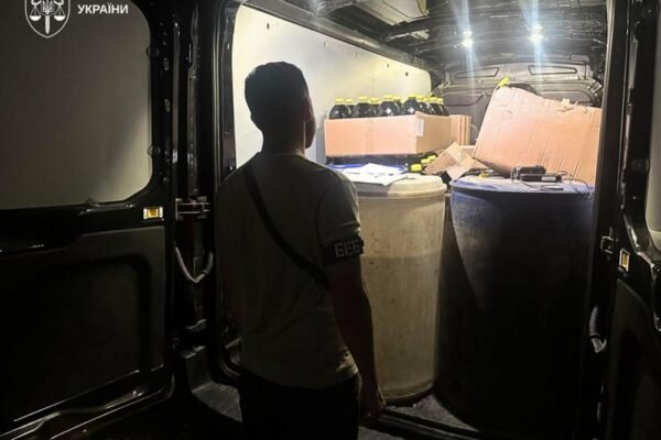 На Волині з незаконного обігу вилучили 10 тонн сурогатного алкоголю