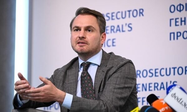 Зеленський вивів ексгенпрокурора Кравченка зі складу РНБО