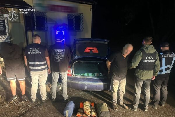 На Закарпатті пенсіонера спіймали на спробі переправити військовозобов’язаного через Тису в Румунію