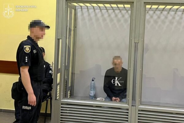 Суд виніс вирок львів’янину, який, утікаючи від ТЦК, взяв у заручники 13-річну дівчину