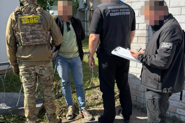 У Харкові викрили схему переправлення чоловіків за кордон за 15 тисяч доларів