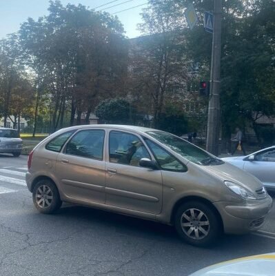У Черкасах легковик збив пенсіонерку на переході
