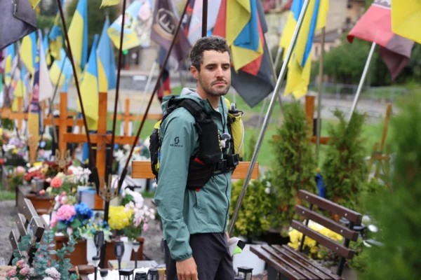 4200 км за 60 днів: У Львові зустріли швейцарського ультрамарафонця Фредеріка Сплендоре