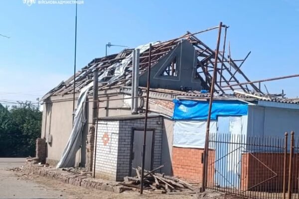Росіяни атакували три райони Дніпропетровщини: Є поранені