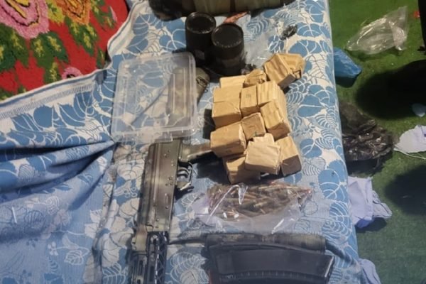 У ДБР оголосили про початок спецоперації “Стоп трафік”, яка спрямована на протидію незаконному обігу наркотиків та зброї 