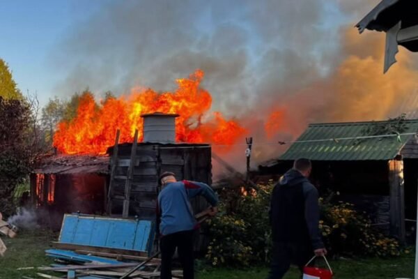 На Чернігівщині через ворожі атаки пошкоджено будинки та школу