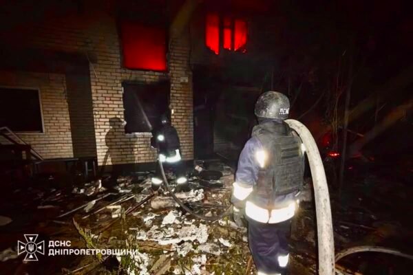 Один загиблий та троє поранених: Наслідки обстрілів Дніпропетровщини