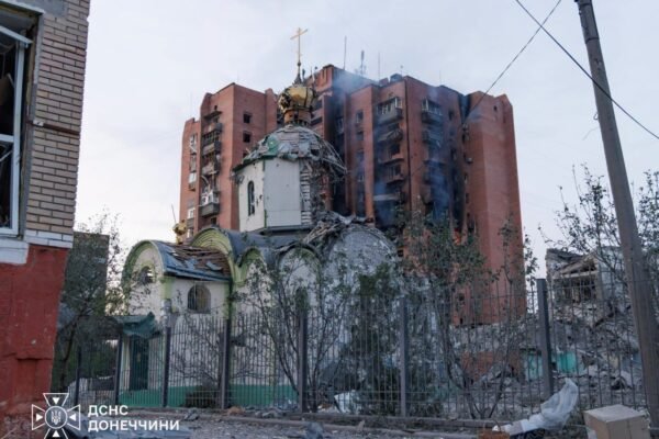 Внаслідок масованого удару по Краматорську зруйновано храм, пощкоджено 10 багатоповерхівок