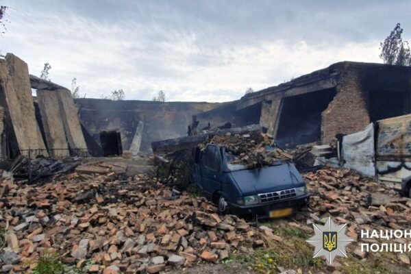 Внаслідок ворожих ударів по Херсонщині поранено жінку