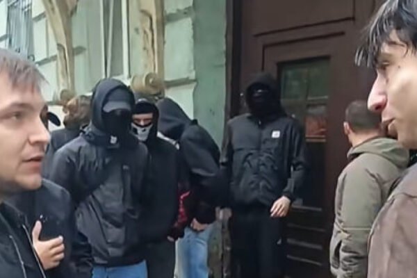 У Львові сталася сутичка між ветеранами лівих та правих поглядів: Поліція відкрила кримінальне провадження
