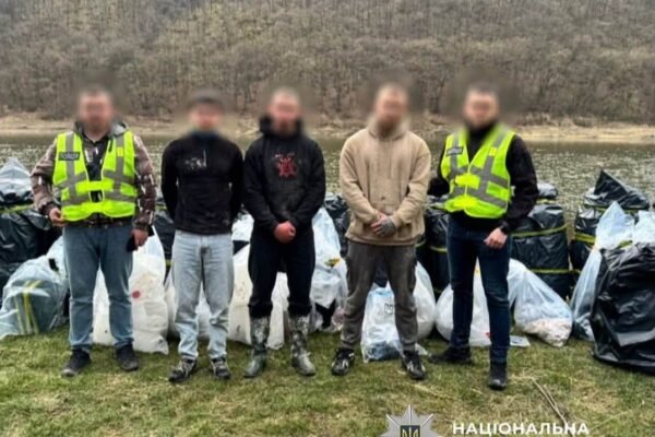 На Прикарпатті студент з однокурсниками та батьком-лікарем налагодив масштабне виробництво амфетаміну
