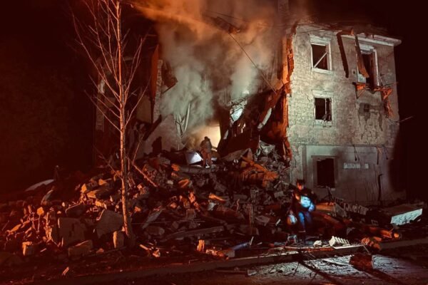 Ворог вдарив по Слов’янську. Пошкоджені будинки, є поранені