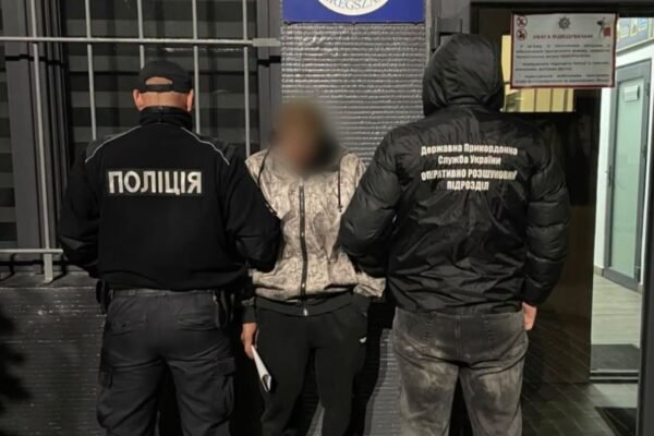 12 тис. дол. за трансфер до Словаччини: На Закарпатті на переправленні ухилянта спіймали військового у СЗЧ