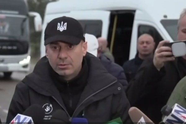 Прямує допомога і автобуси для евакуації: Лубінець розповів про перебіг гуманітарної місії в Олешках (ВІДЕО)
