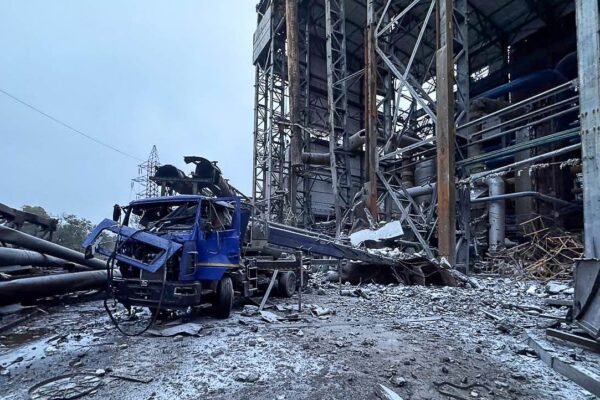 Росіяни вп’яте атакували ракетами “Запоріжсталь”