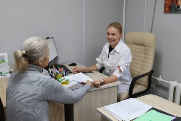 На Миколаївщині вперше в Україні пацієнтка отримала ліки на основі медичного канабісу.