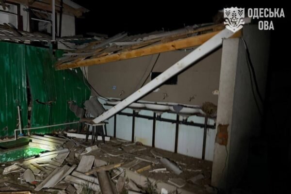 Росіяни вдарили по будинках відпочинку на Одещині