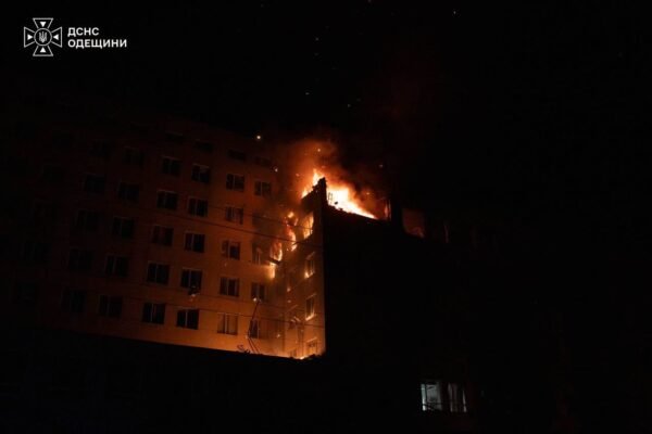 В Одесі під атаку РФ потрапив бізнес-центр