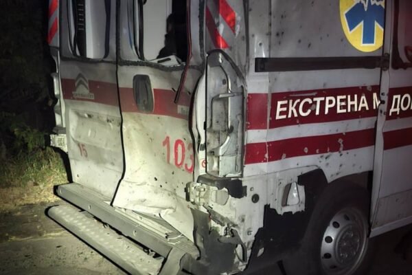 Росіяни атакували авто “швидкої” допомоги на Сумщині