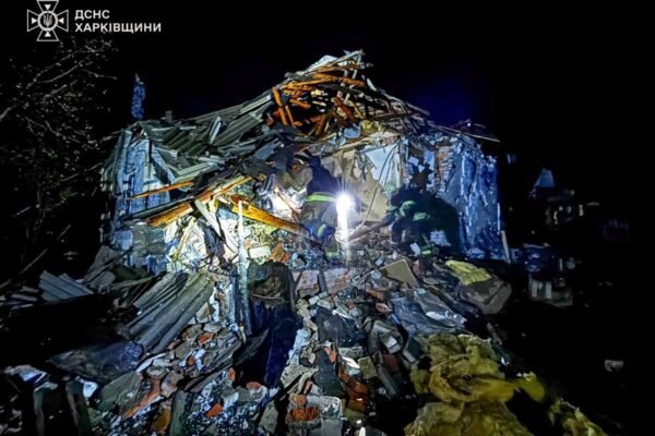 Селище Коротич під Харковом зазнало обстрілу, є загиблі та руйнування