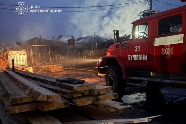 Рятувальники показали наслідки ворожих атак на Волині й Житомирщині (ФОТО)