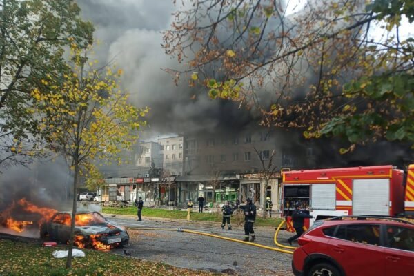 Росіяни вдарили по центру Чернігова. Є жертви